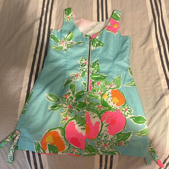 Girls Lilly Pulitzer dress. Size 8. Great condition - Picture 2 of 4
